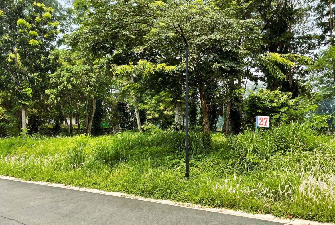 Residential Lot 27 in Sta. Elena Makiling Reserve by Golden Sphere Realty