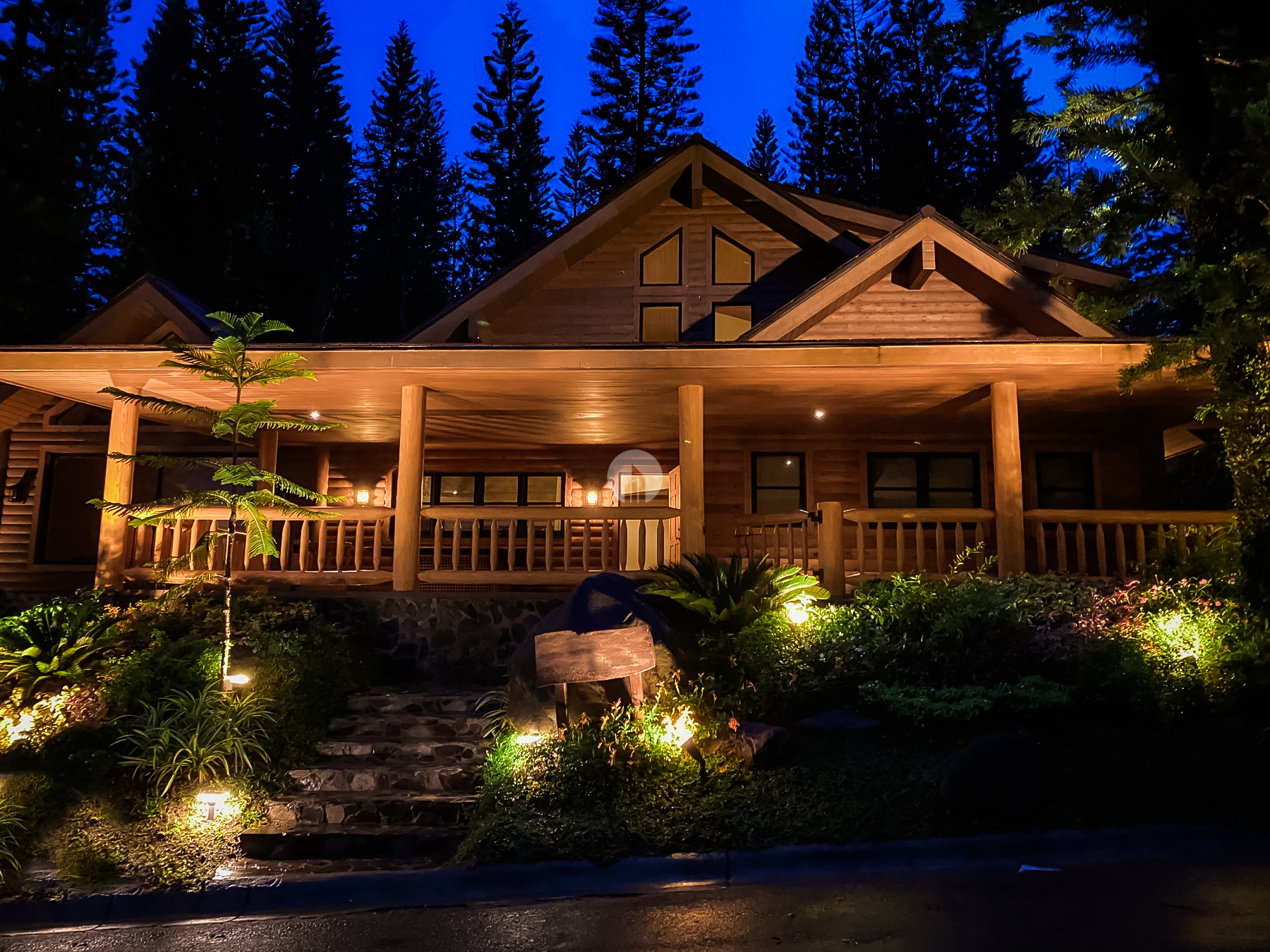 The Woodlands Tagaytay House & Lot by Golden Sphere Realty