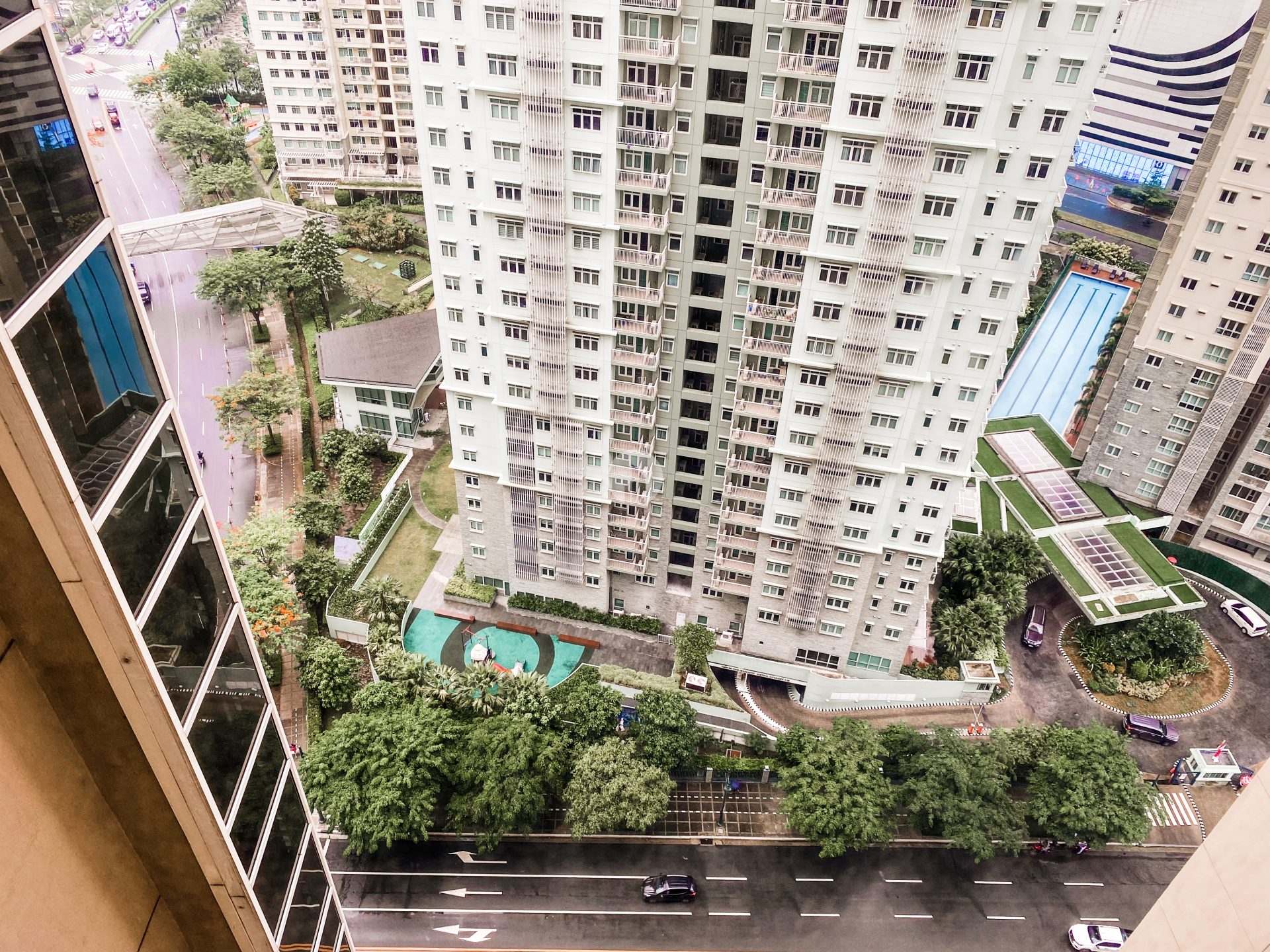 Condo Unit at South of Market in Taguig by Golden Sphere Realty