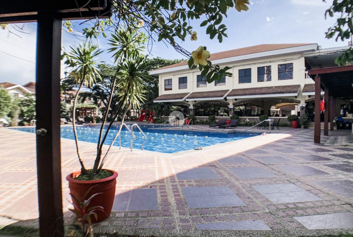 3-Storey House at Mahogany Place 1 Acacia Estates Taguig for Sale