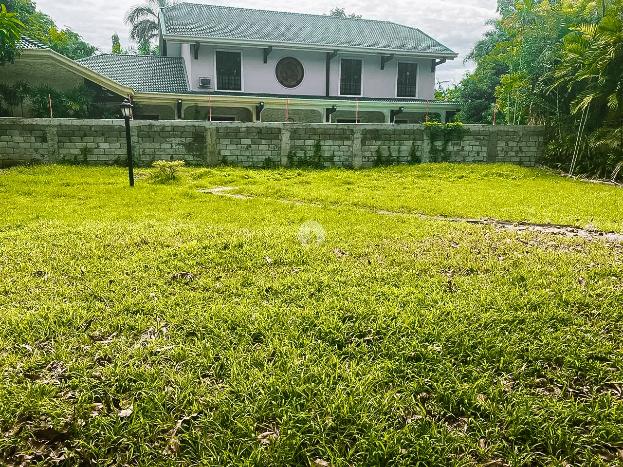 Residential Lot in Ayala Alabang Village - Golden Sphere Realty