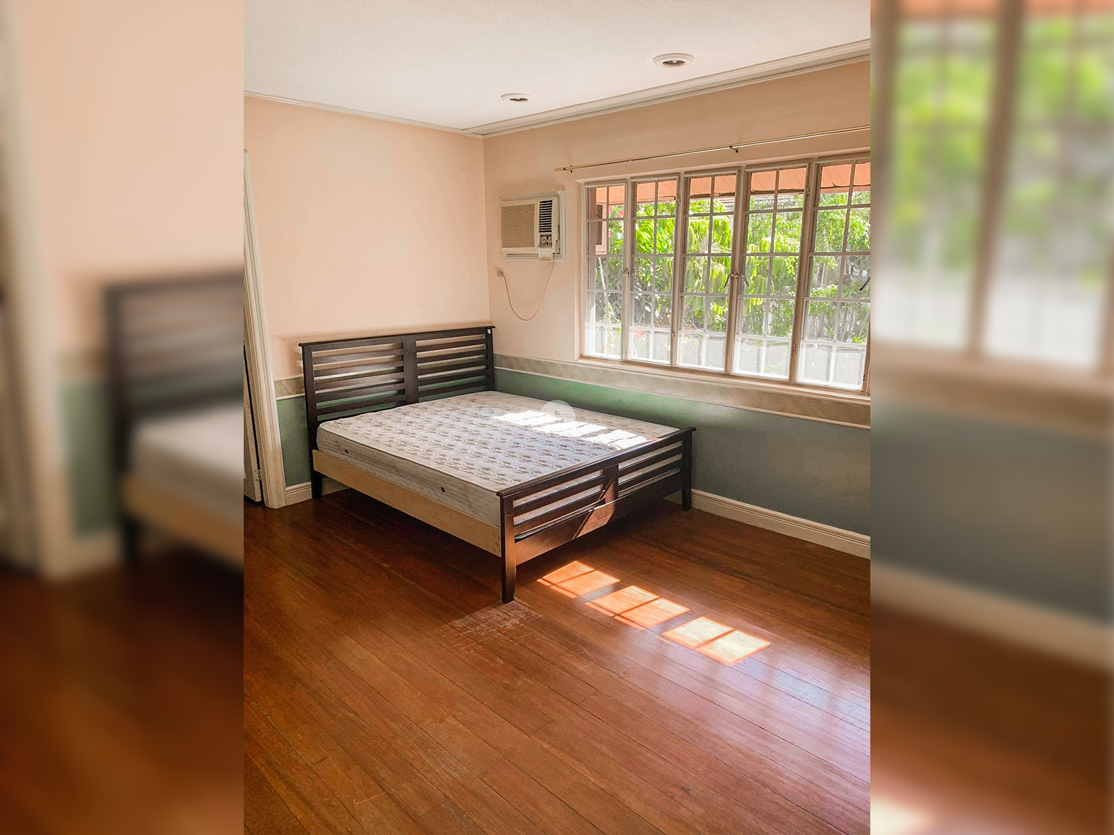4BR House with Pool and Jacuzzi in Ayala Alabang for Sale - Golden Sphere Realty